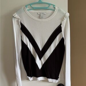 White House Black Market women’s small sweater